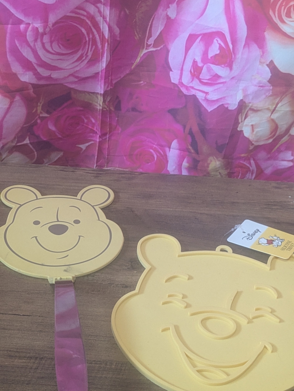 Disney Winnie the Pooh Yellow Kids Fan - Cute Character Design